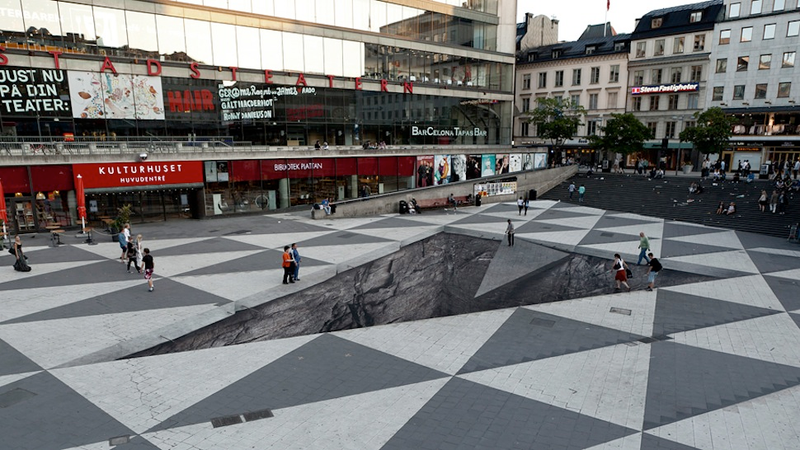 Illustration for article titled The Most Beguiling Optical Illusions In Public Places